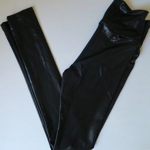 Members Only®️ Liquid Leggings